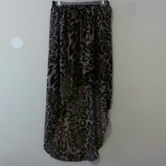 Hi-low skirt