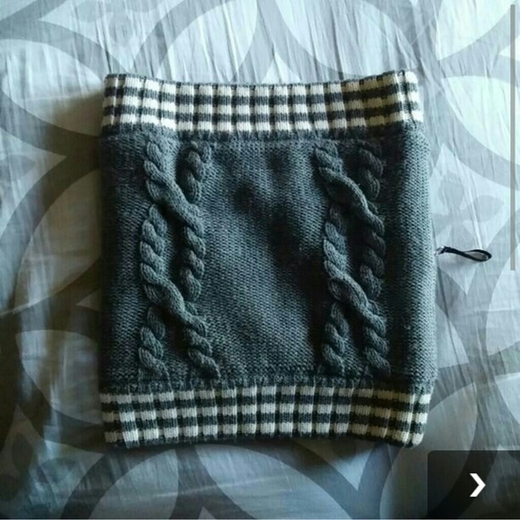 NWOT lululemon circle scarf
