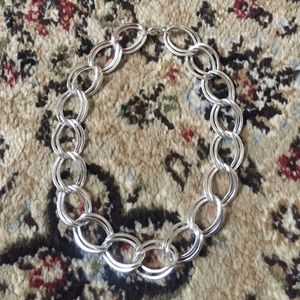 Silver chain link necklace