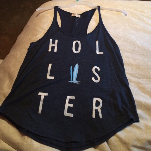 HOLLISTER TANK! Size lg.