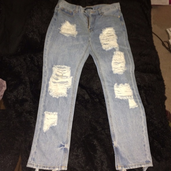 Brandy Melville High waisted ripped jeans