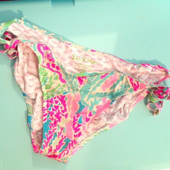 Lilly Pulitzer Lets Cha Cha Swim Bottoms