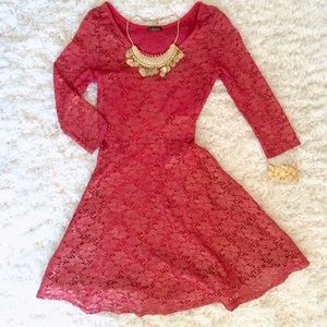Red Elbow-Sleeve, Knee length Contrast Lace Dress