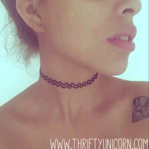 90's tattoo style chocker ✨