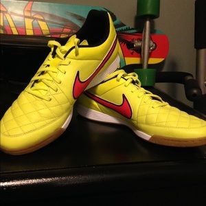 Men's Nike tiempo shoes