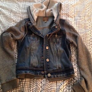 Jean jacket. Only worn about 3 times.