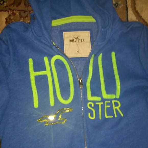 CLOSET CLOSES TONIGHT!☆☆New HOLLISTER hoodie,M - Picture 2 of 3