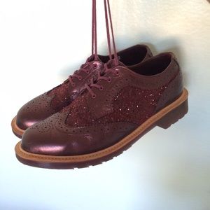 Dr Marten "Irene" Wingtip Oxford.