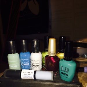 BN NAIL POLISHES