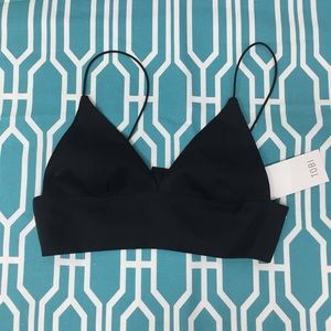 NWT - Tobi black strappy crop top