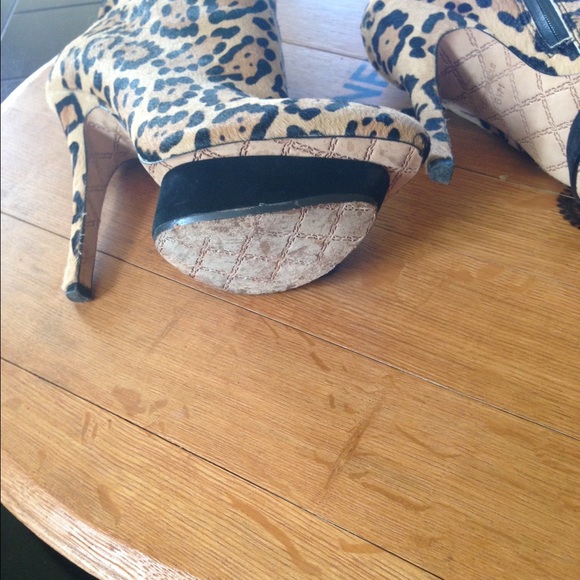 L.A.M.B. Leopard Platforms! - Picture 4 of 4