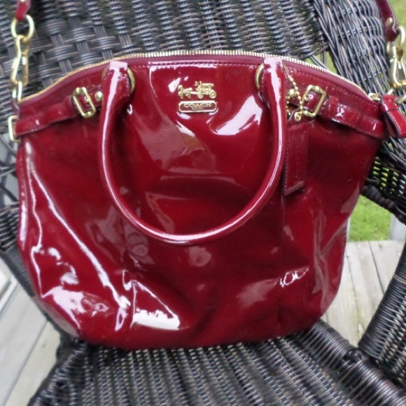 Coach Handbags - Coach Patent Leather Lindsay Satchel