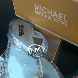 Reserved for @arvettethomas