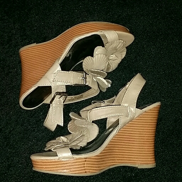 Wedges - Picture 2 of 2