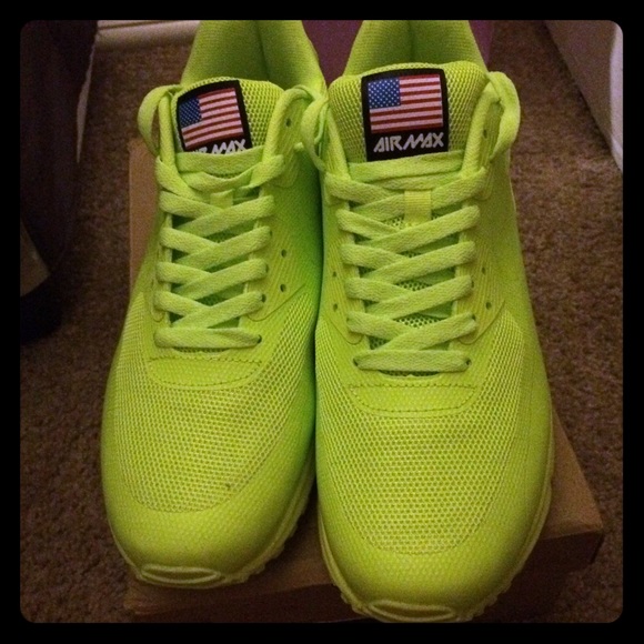 MENS Nike Air Max 90 Hyperfuse