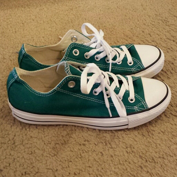 Converse Chuck Taylor 8/ 8.5