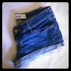 Hollister lowcut denim shorts