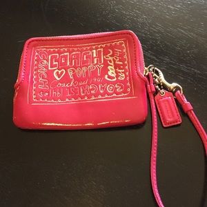 Coach Poppy small wristlet