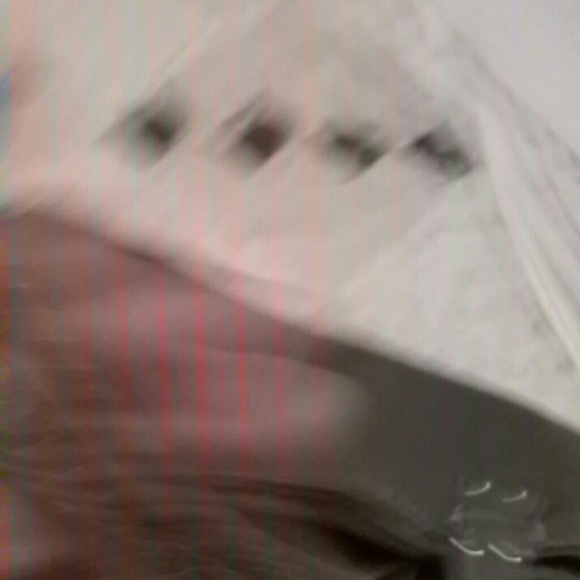 Handbag - Picture 2 of 4