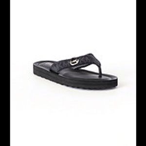 Micheal Kors gauge sandals Youth 4/ women 5.5