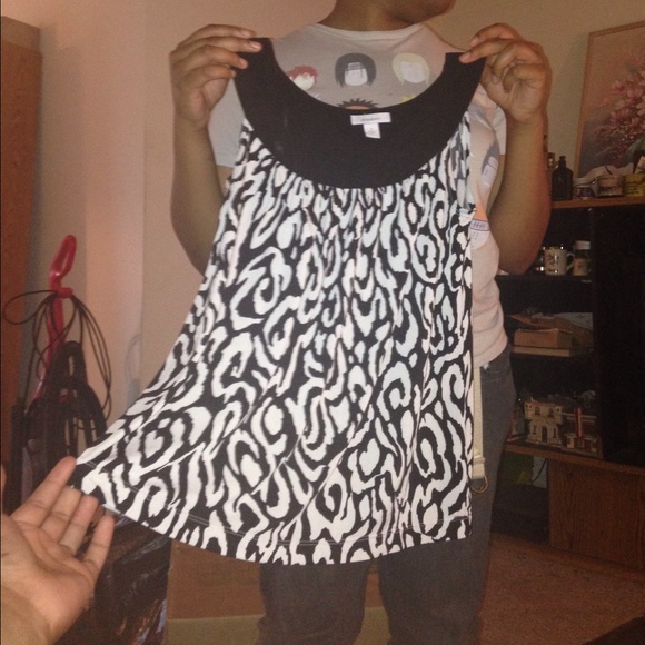 Black and White sleeveless shirt