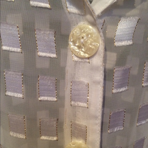 Woman's blouse/cover up - Picture 4 of 4