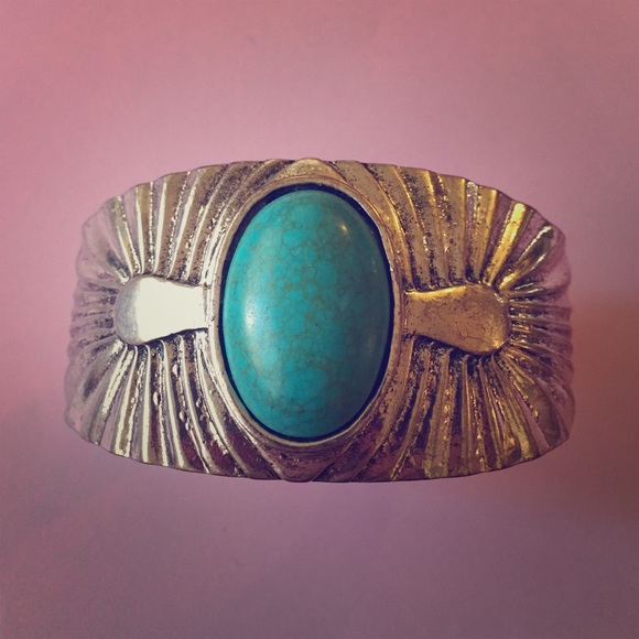 Jewelry - Urban outfitters teal and silver bracelet