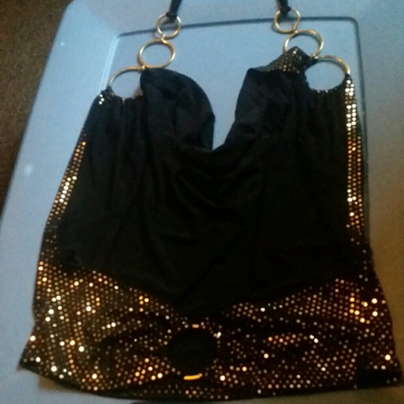 Top - Picture 2 of 2