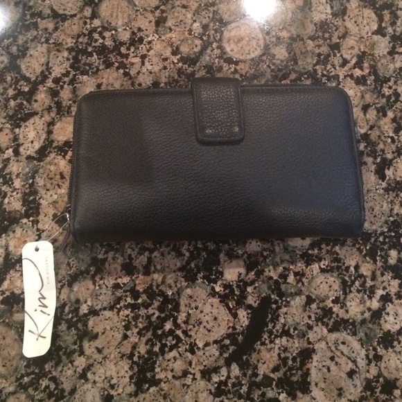 Kim Rogers wallet