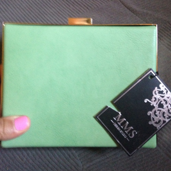 MMS DESIGN STUDIO SQUARE BOX CLUTCH
