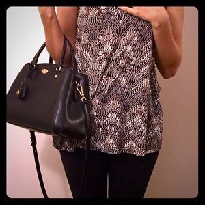 Crossgrain Leather Small Margot Carryall (F34607)