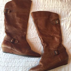 Brown boots