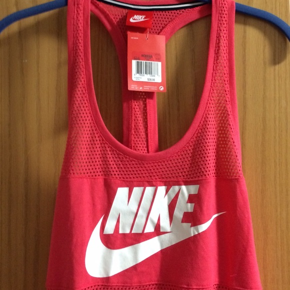 Nike Tops - Nike mesh tank top