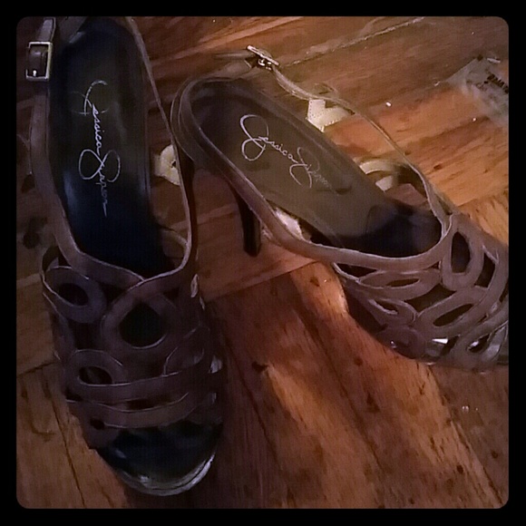 Jessica Simpson  sandal