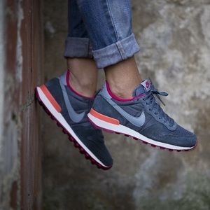 Nike Internationalist Running Shoes