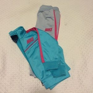 Girls Nike track suit 12 months
