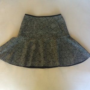 Lululemon skirt! BRAND NEW worn once! Flower print