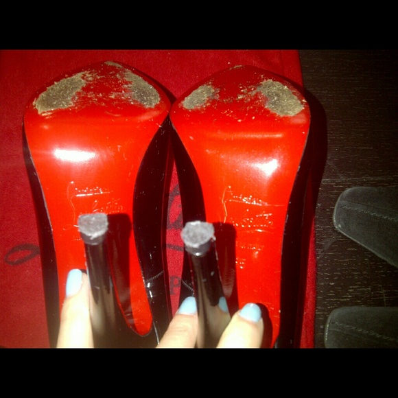 Christian Louboutin pumps **sold on ebay** - Picture 4 of 4