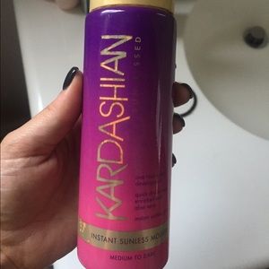 Kardashian bronzing mouse