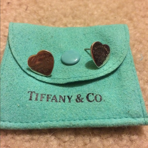 🚫 Sold on Ⓜ️ 🚫Tiffany & co earrings