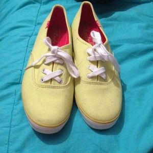 Bright yellow keds