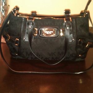 *sold* Authentic Mk Gansevoort Satchel large