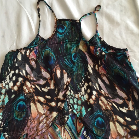 🔴Sold🔴 Peacock Pattern Top - Picture 3 of 3