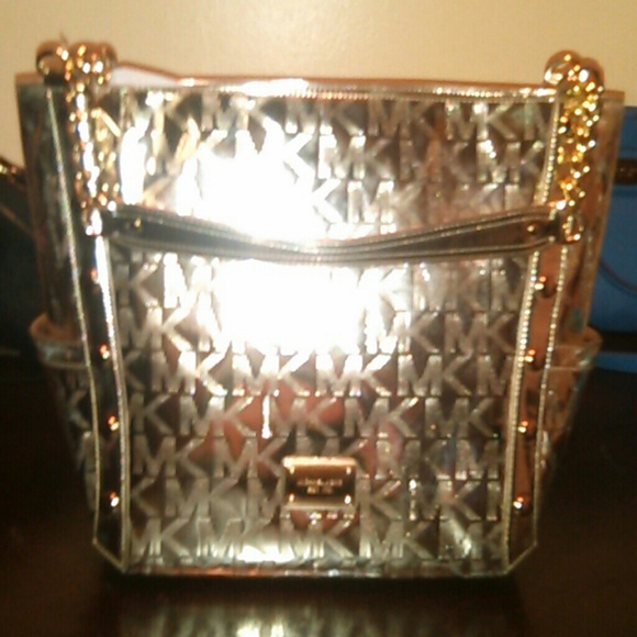 *Sold*Authentic Mk large Delancy