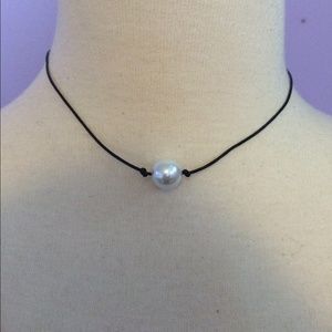 Leather & Glass Pearl Choker