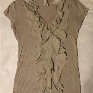 Size small shirt in women's dressy it casual