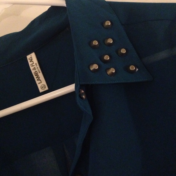 Teal button up with studded details - Picture 2 of 4