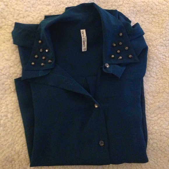 Teal button up with studded details - Picture 3 of 4