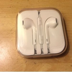 Apple EarPods