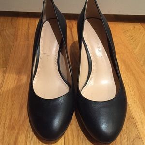 Banana Republic Classic Black Office Heels